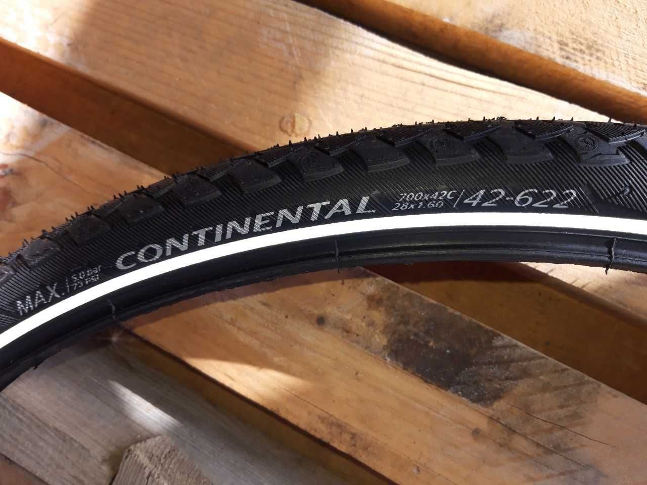 Покришка 28x1.6/42-622 Continental 700x42C