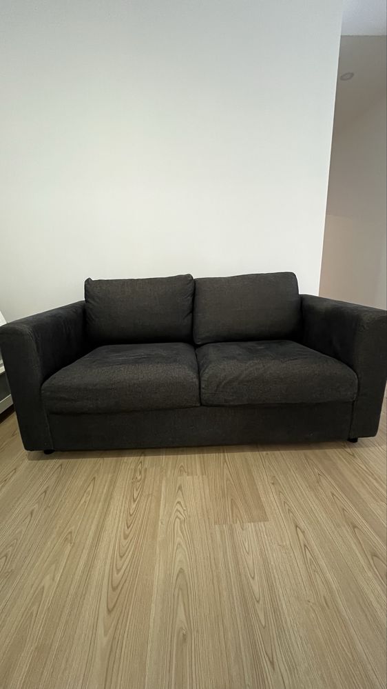 Sofá IKEA em ótimo estado.