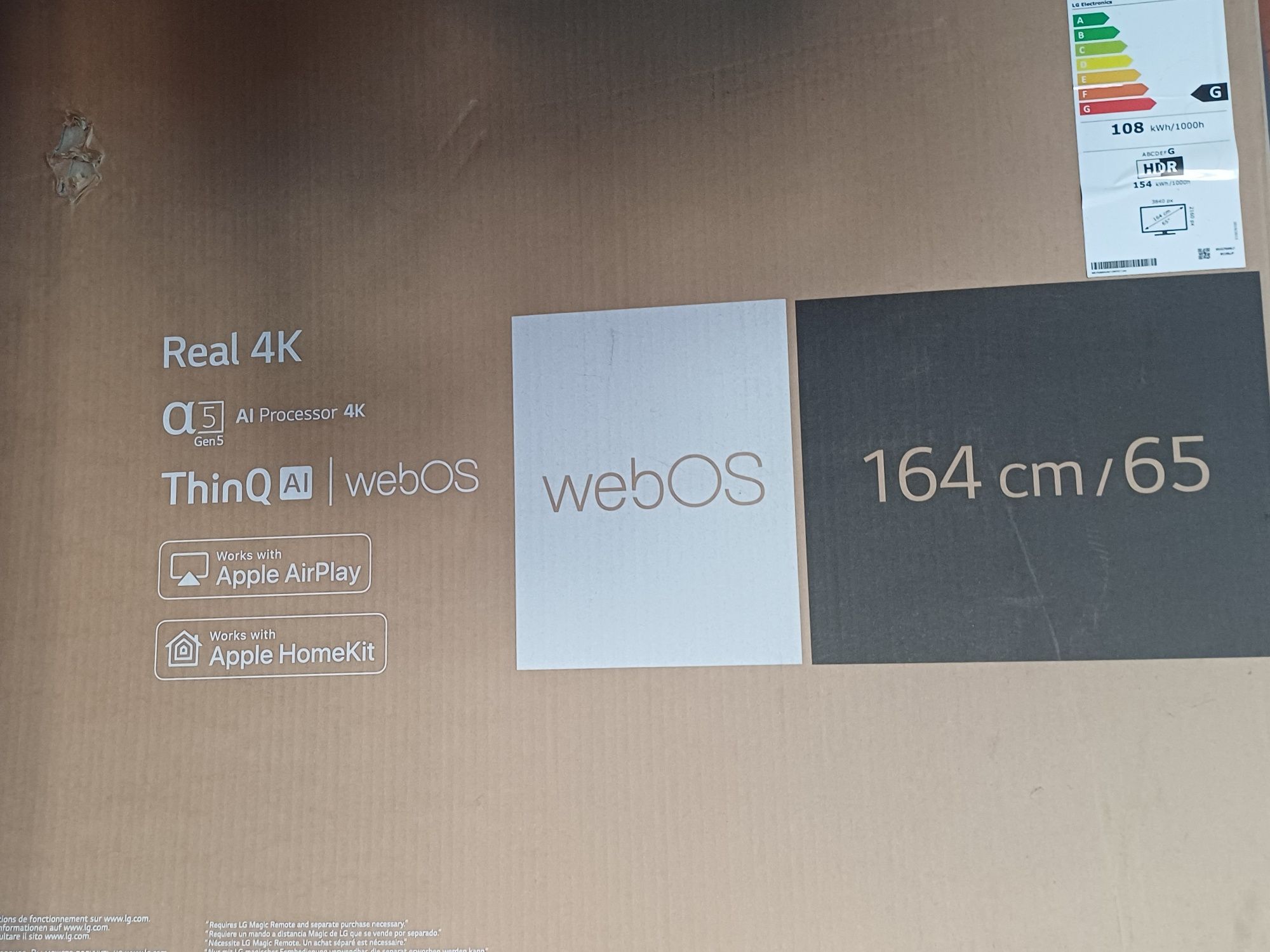Tv Lg 164cm ainda com a caixa original.