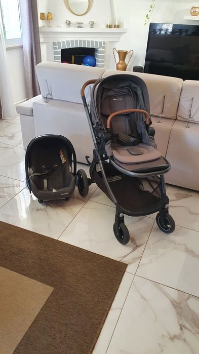 Carrinho de Bebé Bebeconfort Adorra + Ovinho