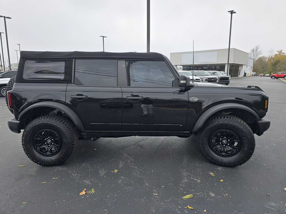 Ford Bronco      2022