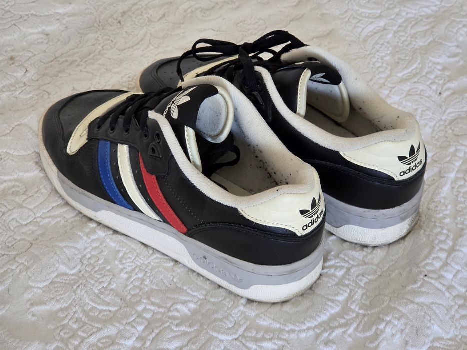 Adidas Rivalry Low "Black & White"