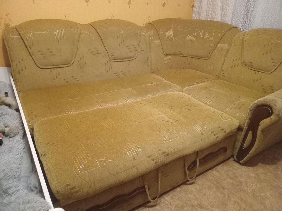 Продам диван плюс крісло розкладне