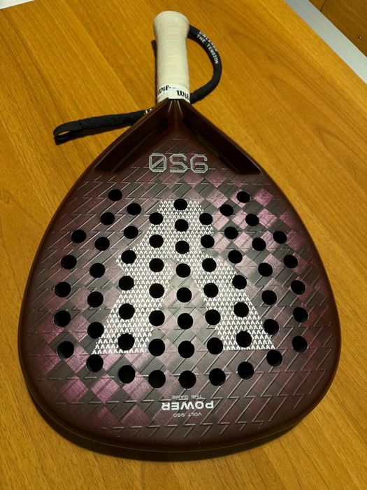 Raqueta de padel Volt 950 com capa