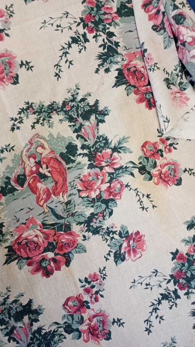 Отрез ткани ЛЕН ,советская.полтора на 2,5 метров.