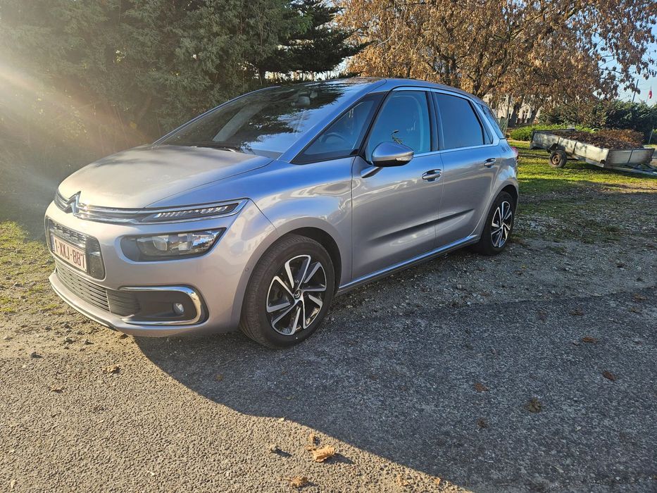 Citroën C4 SpaceTourer 1.5 e hdi 130 bogata opcja wyposażenia