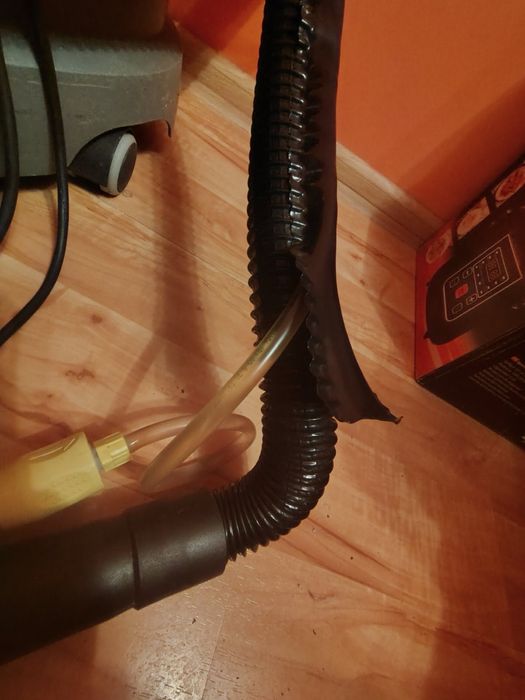 KERCHER puzzu 8/1 в  керхер миючий пилосос