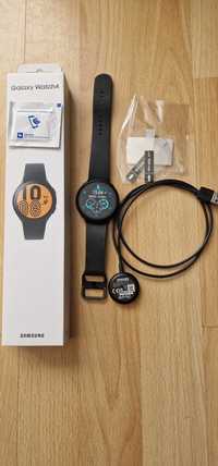 Zegarek LTE Smartwatch Samsung Galaxy Watch 4 44mm czarny