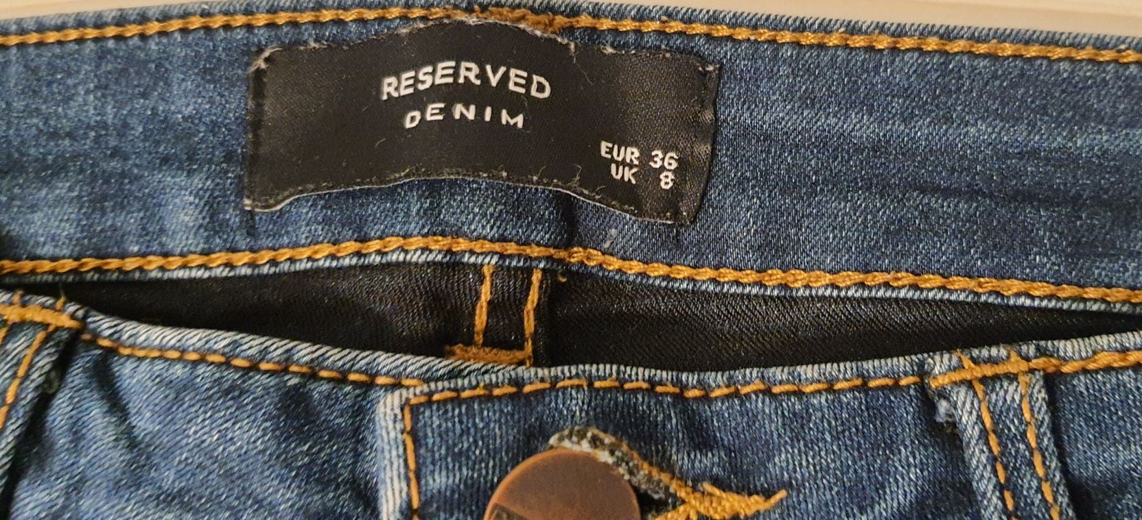 Spodnie jeansowe Reserved 36