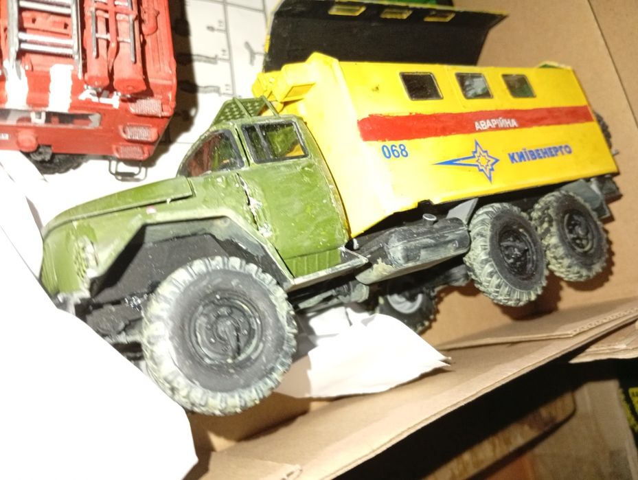 Моделі 1:35 різні