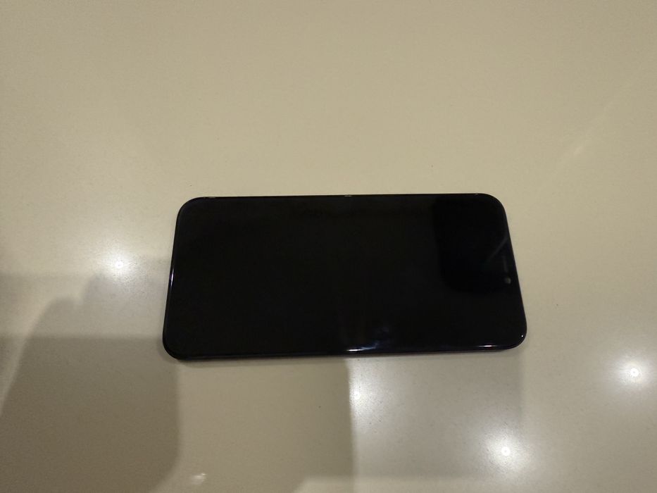 Дисплей APPLE iPhone 11 з чорним тачскріном