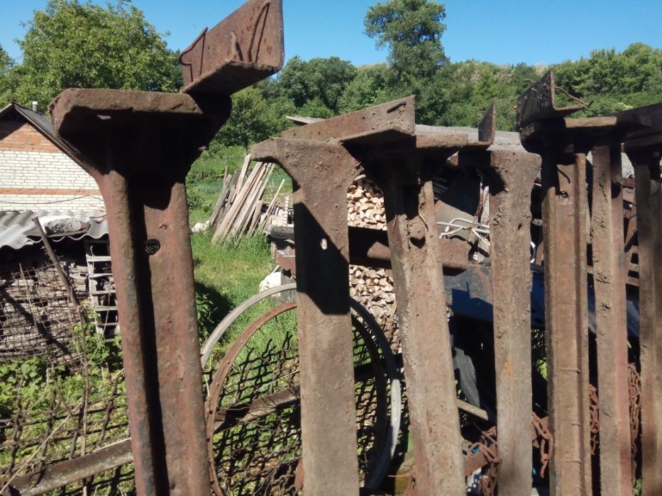 Теплица, гараж, чугун