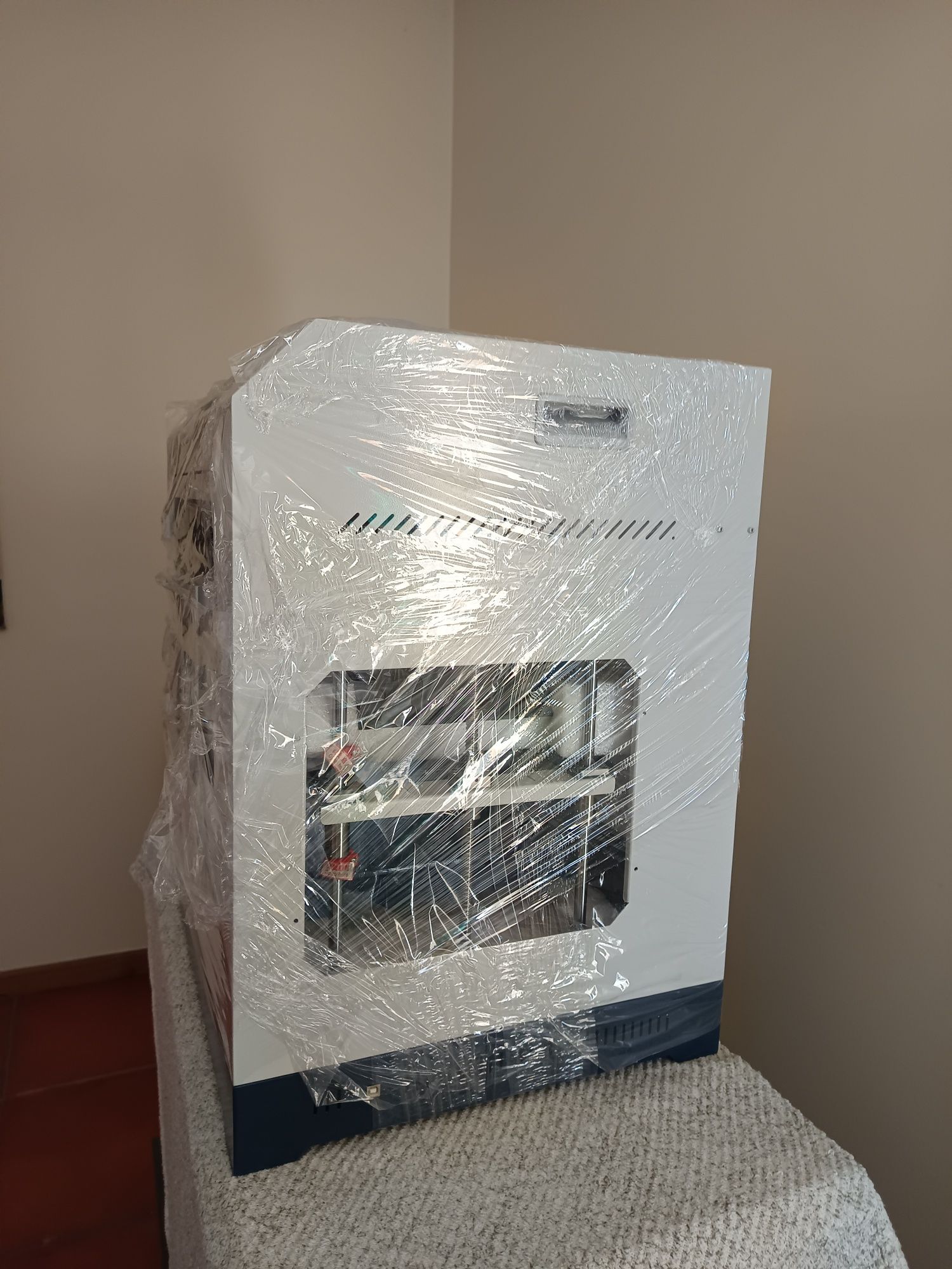 Impressora 3D Creatbot F430