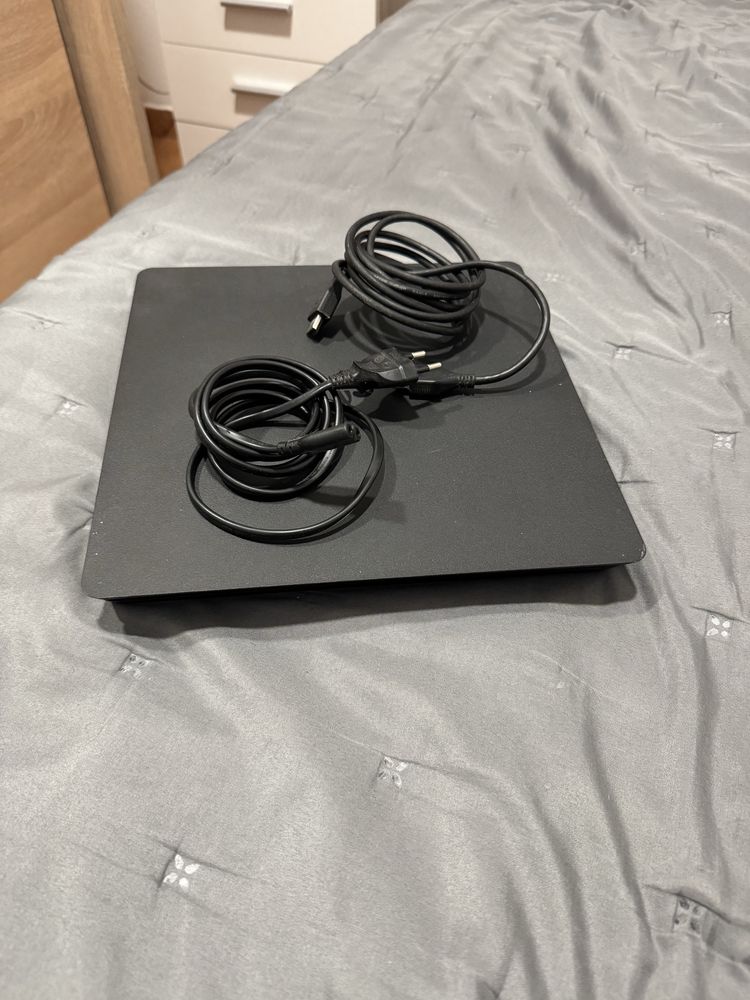 PlayStation 4 Slim