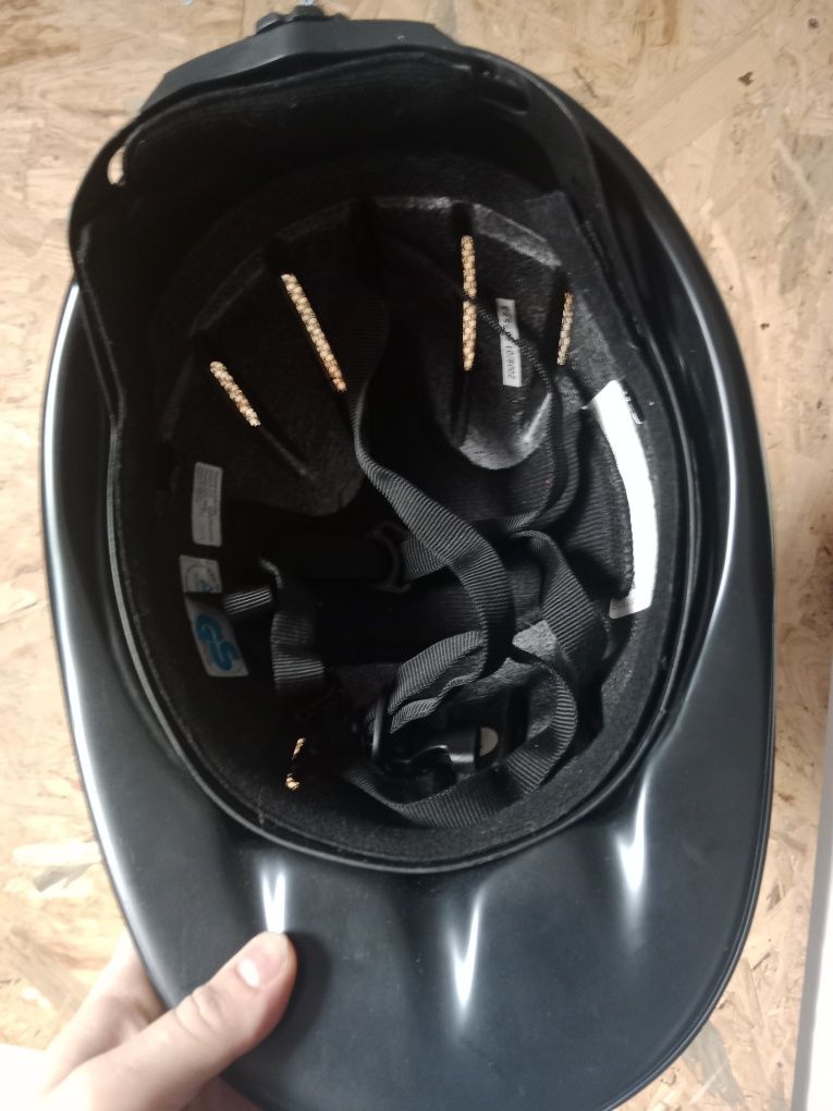 Kask jeździecki 57-61