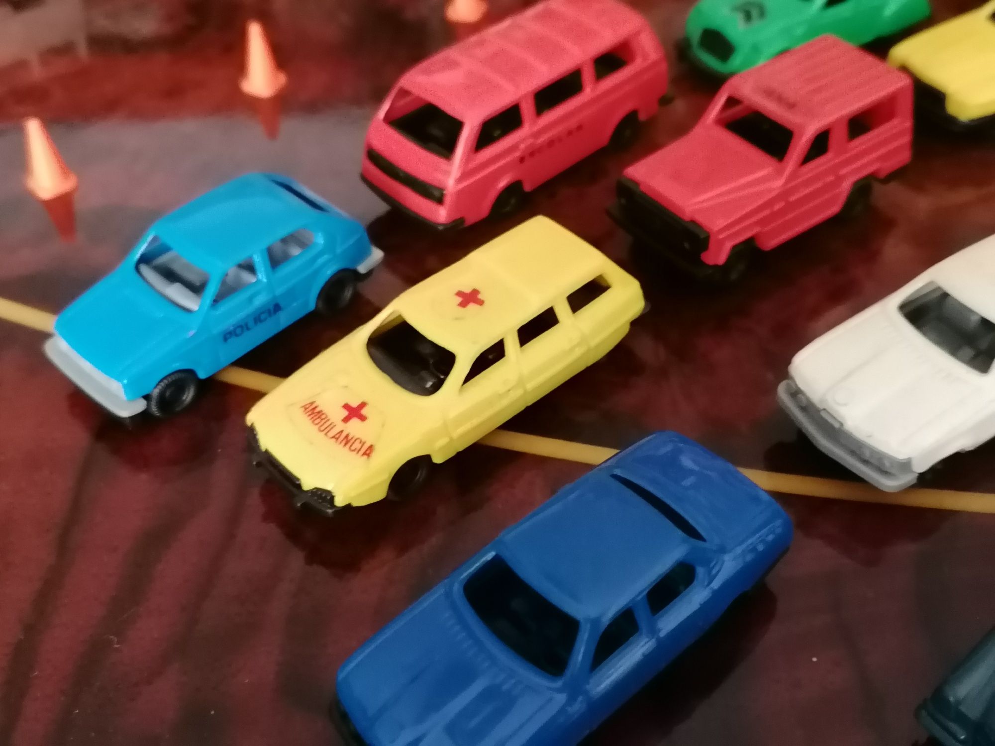 Miniaturas automóveis para modelismo