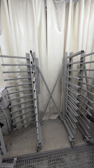 Wózek stojak regał lakierniczy, stojak piętrowy