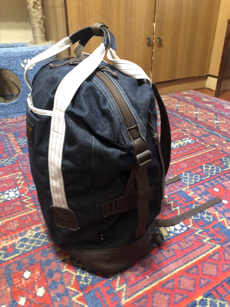 Стильный городской рюкзак-сумка Burton