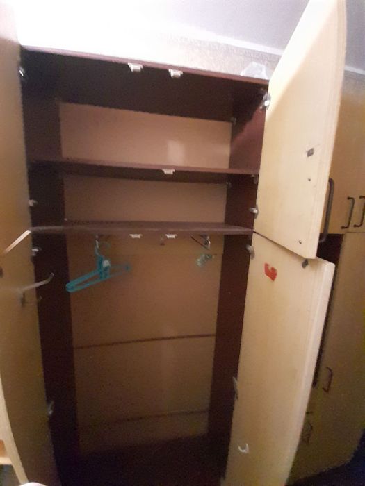 Шафа в передпокій