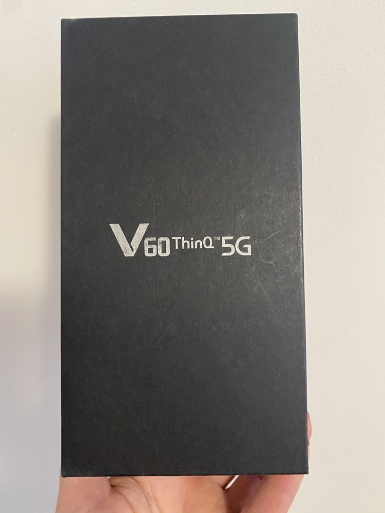 Продам смартфон LG V60 ThinQ Флагман8/128 gb!