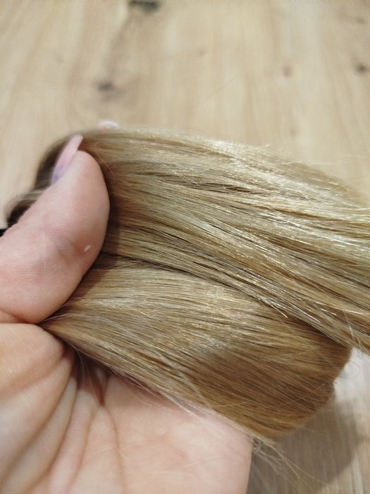 Włosy dziewicze - wyjątkowy blond ze złotem
