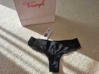Triumph stringi z koronką r.S