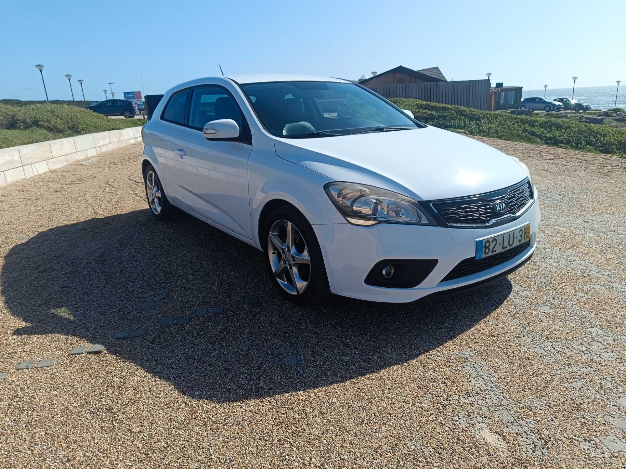 Vendo Kia ceed 1.6crdi 2011! inspeção feita e selo pago até 06/2026