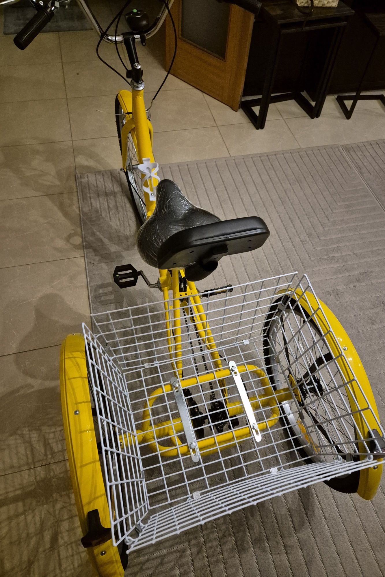 Novo triciclo 60cm/24", dobrável, montado, 7 velocidades