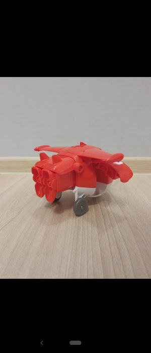 Super Wings Transformujący Samolot Śmigu BELLO