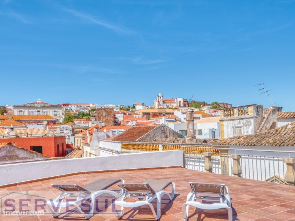 Apartamentos novos em condomínio com Terraço e Piscina, Inseridos n...