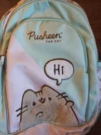 Piękny plecak pusheen