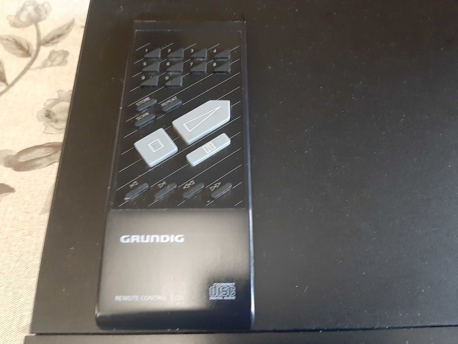 Odtwarzacz Grundig CD3000