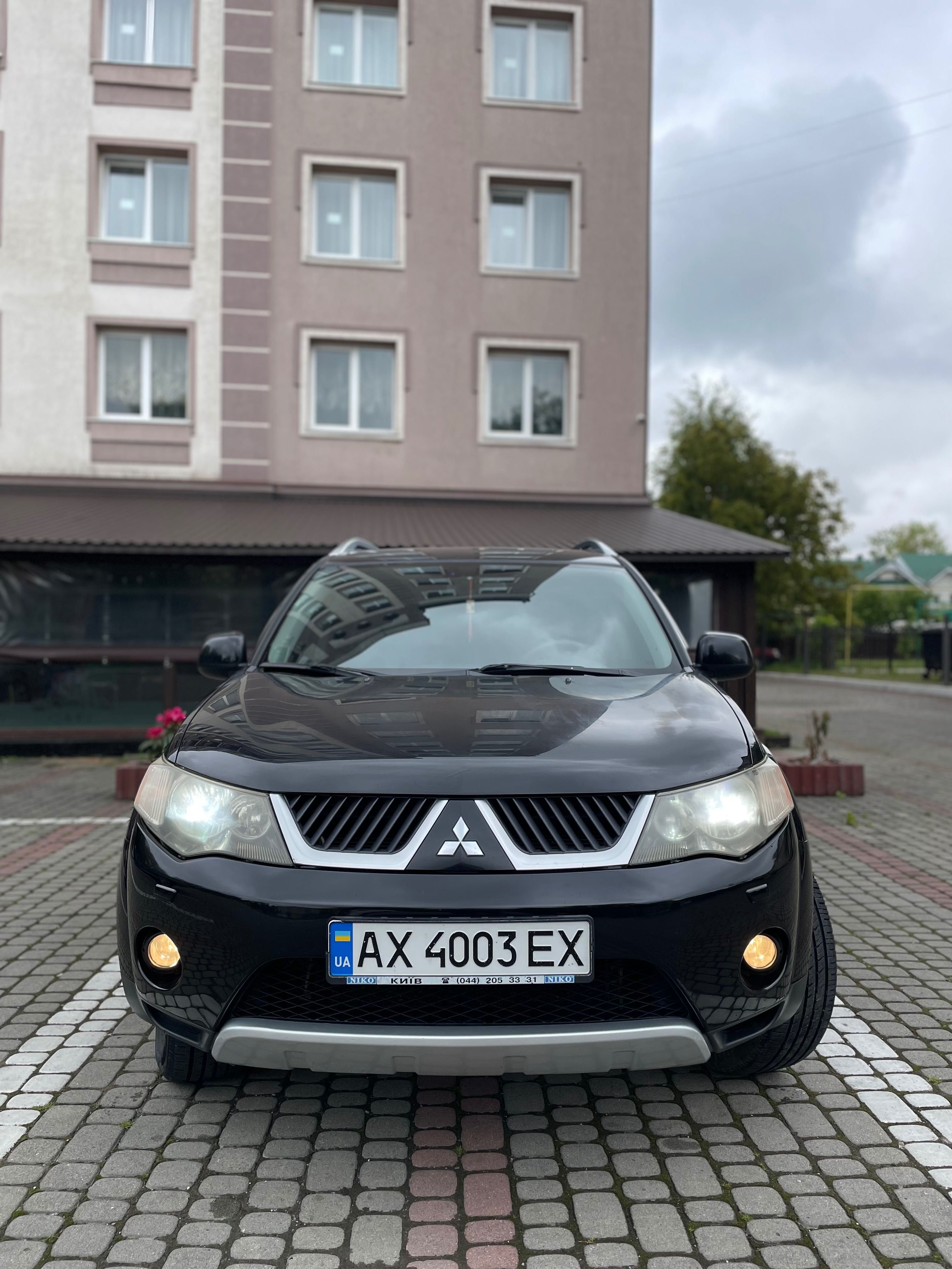 Продам Mitsubishi Outlander XL