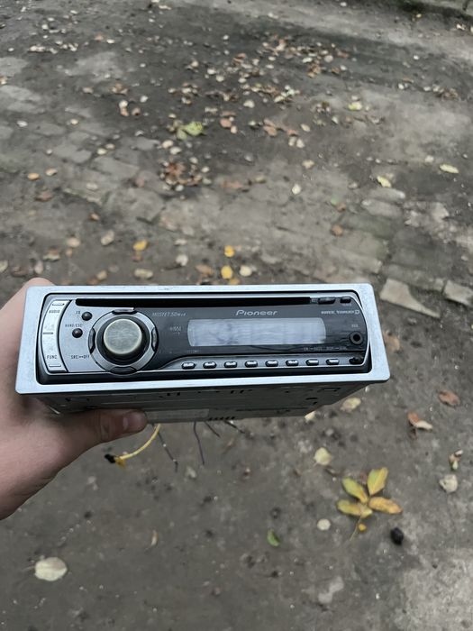 Продам Магнітолу