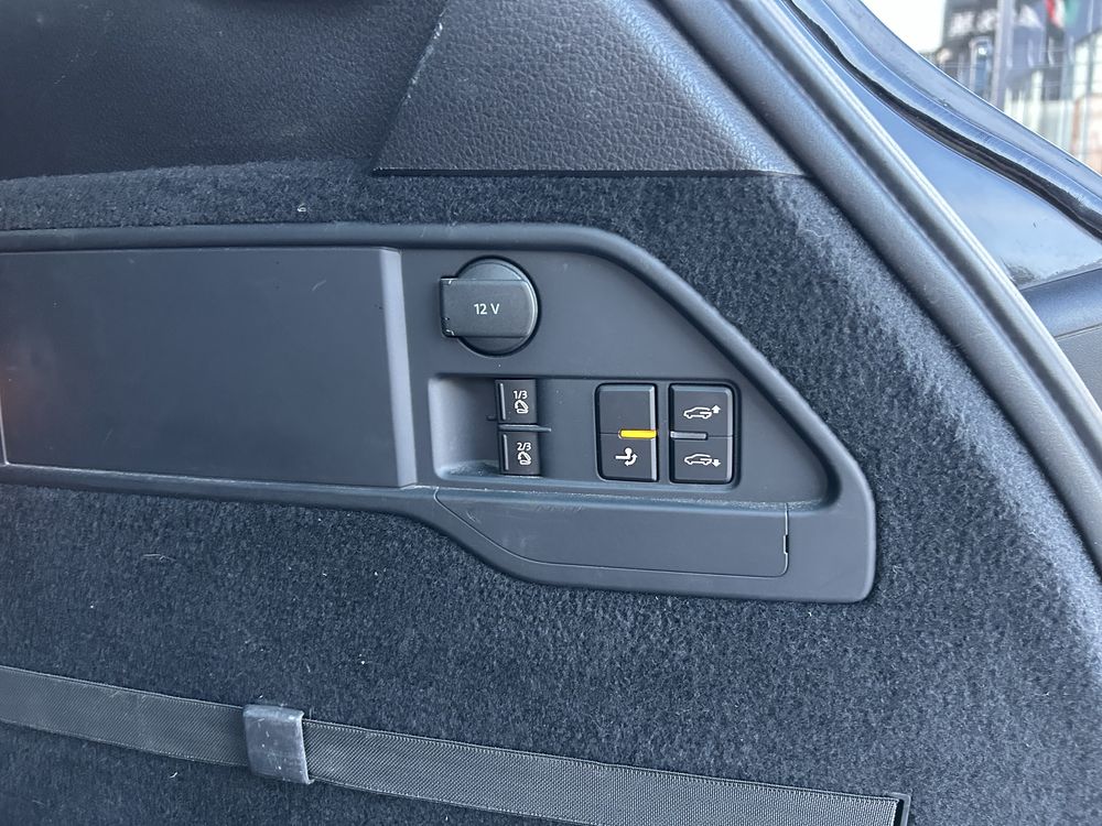 Wolkswagen touareg 2016 2 покоління 3.0 TDI AT