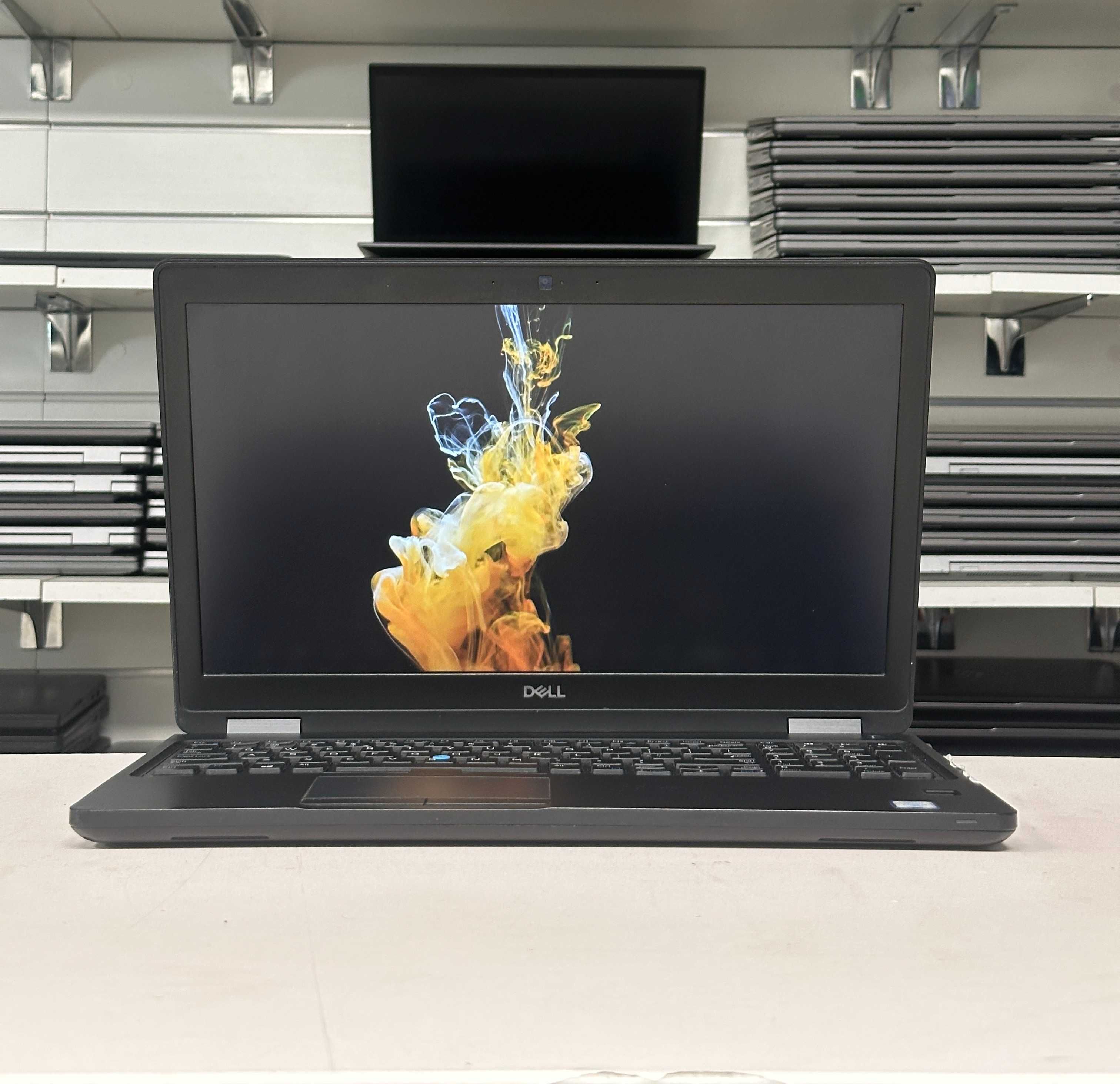 Laptop Dell Latitude 5590 15" | i5-8gen 8GB RAM 256GB SSD | SUPER CENA