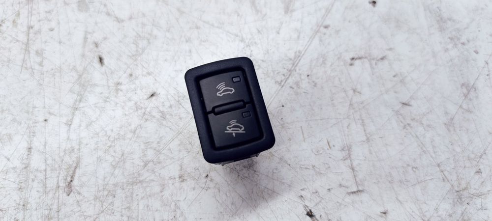 WŁĄCZNIK WYŁĄCZNIK ALARMU AUDI A4 A5 A6 4F0962109