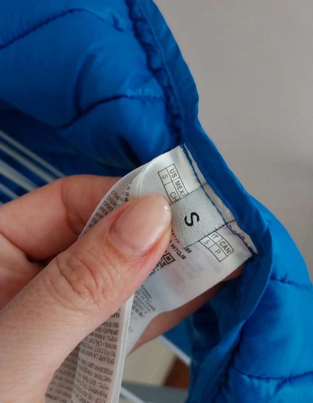 Kispo azul Guess | acolchoado | Tamanho S | muito bom estado