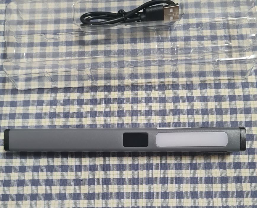 Lanterna multiusos recarregável