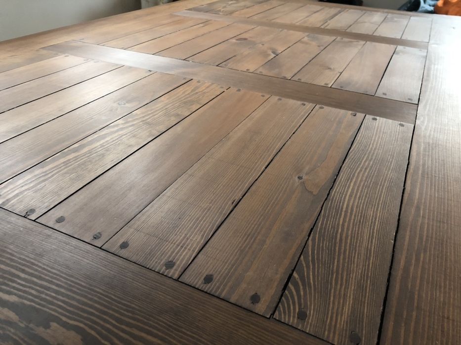 Stół drewniany 4-6 osobowy