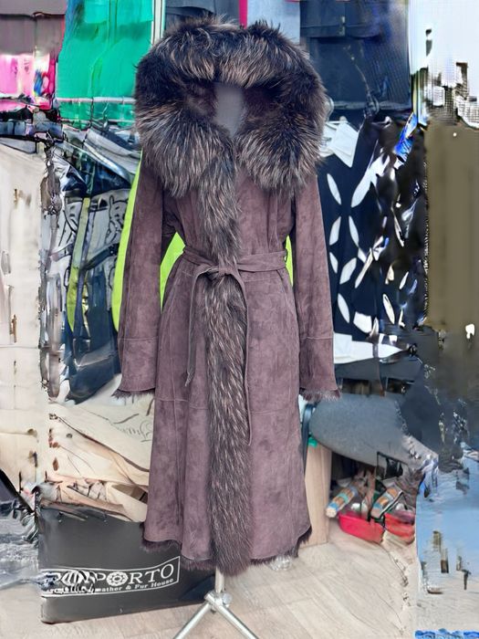 Продам замшевую дубленку