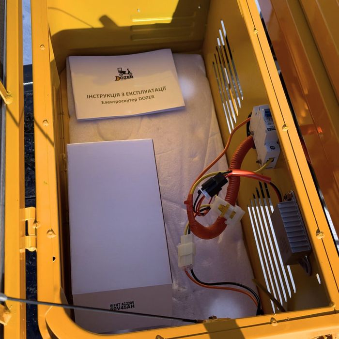 Вантажний електро Трицикл Dozer 2, 1200Вт, гарантія