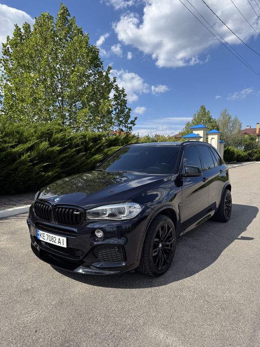 Продам BMW X5 F15 Official