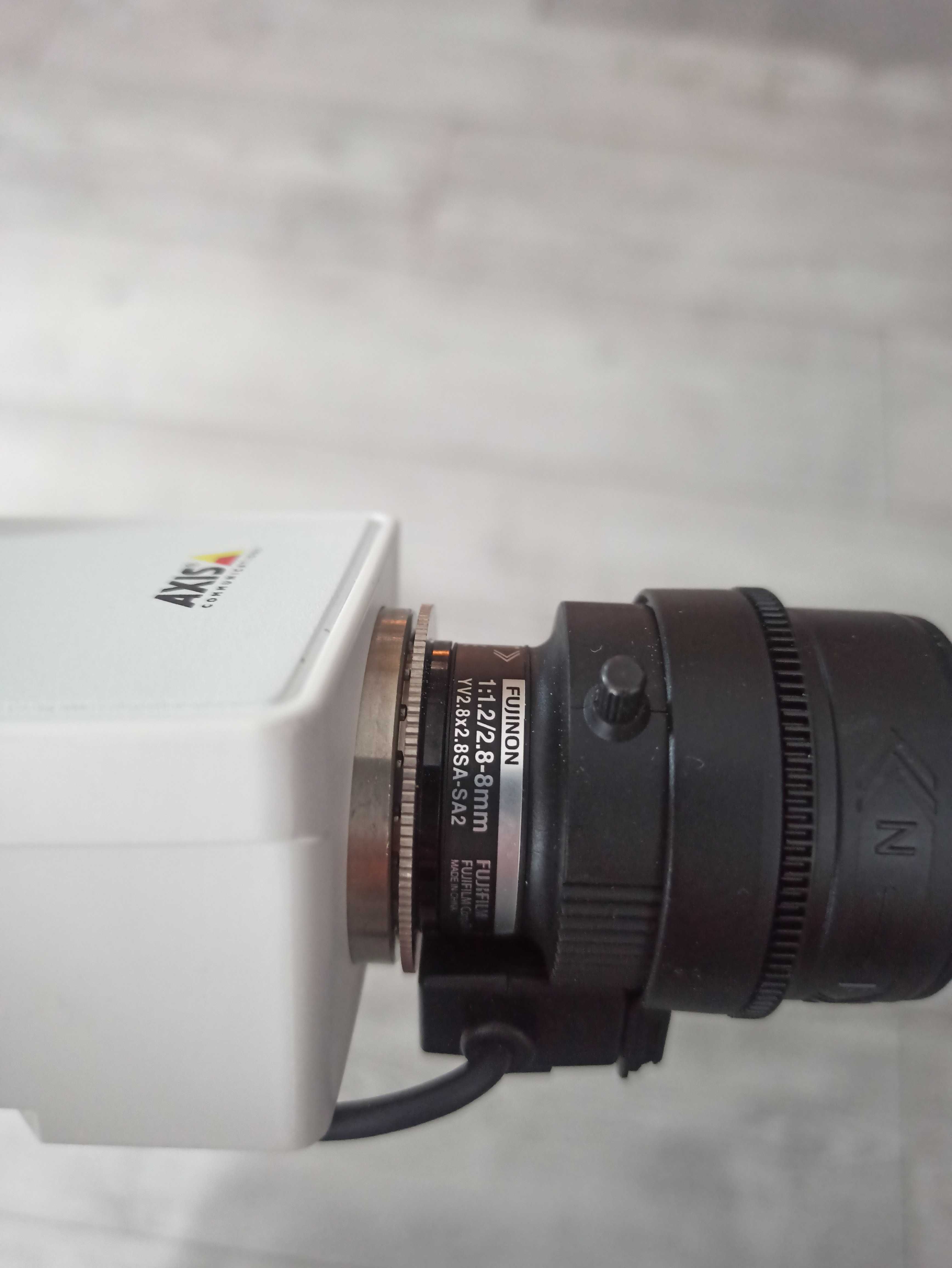Kamery Axis M1114