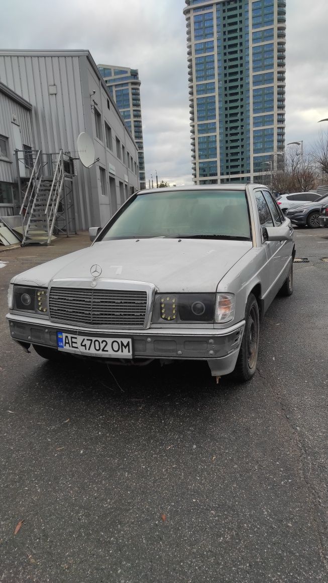 Мерседес 190 W201 2,3l