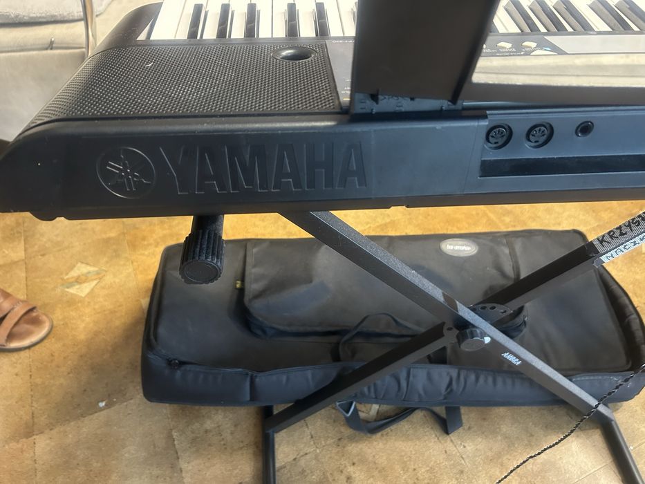 Keyboard YAMAHA YPT 280