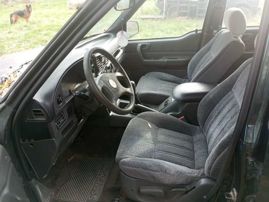 SsangYong Musso 2,9 D silnik mercedes