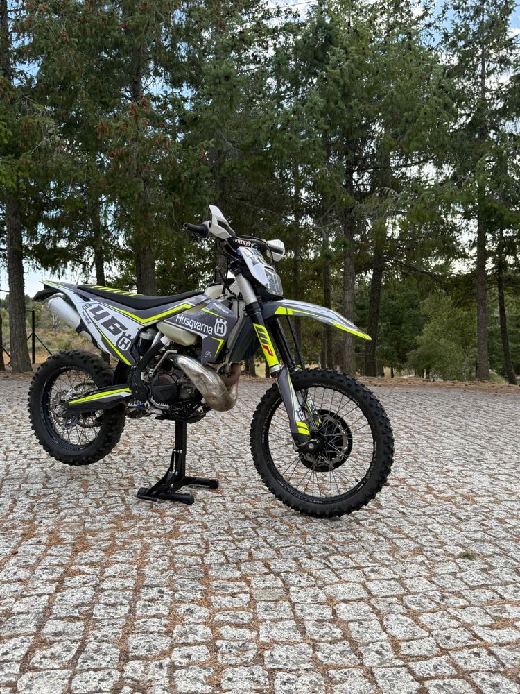 Husqvarna 250 tpi fim 2018 TROCO POR MOTO 4
