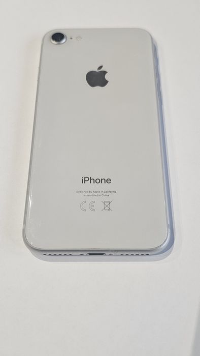 Iphone 8 64GB bateria 82%