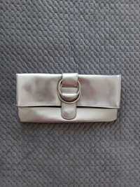 Клатч сумочка в срібному кольорі